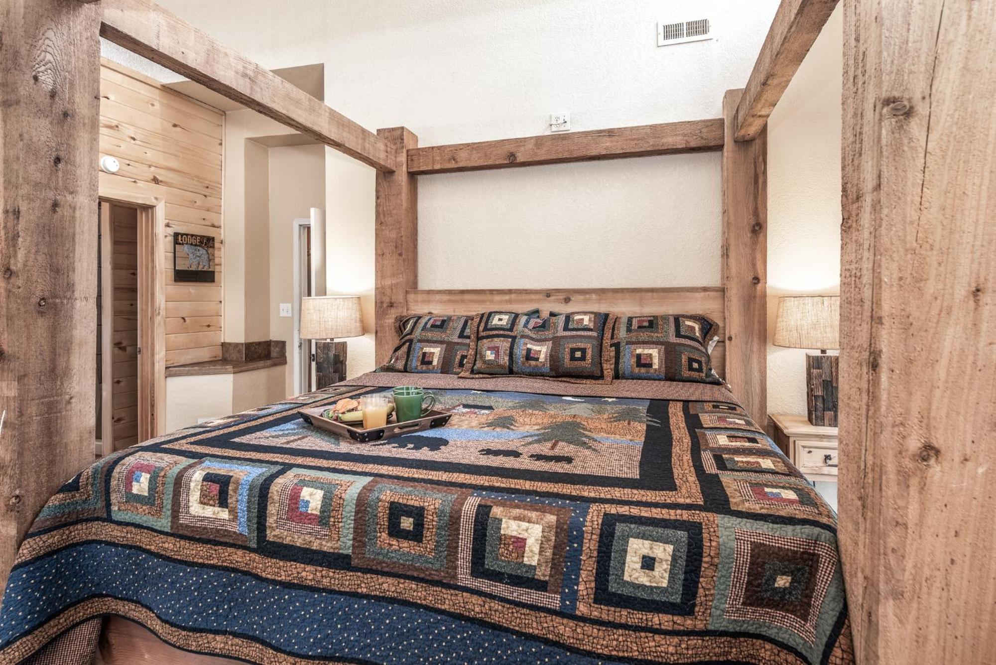 Upper Canyon Inn & Cabins 루이도소 외부 사진